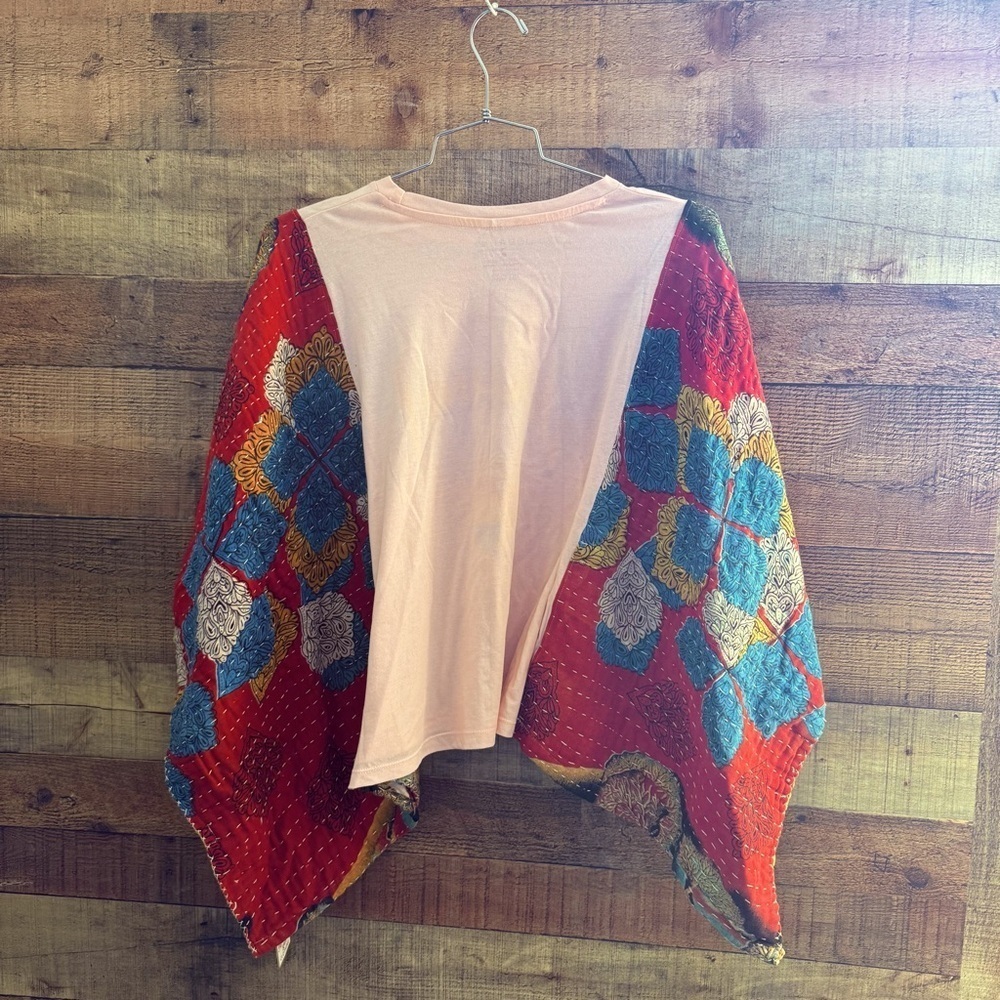 NWT Mountain Girl Clothing Colorful Journey Inspired Graphic Top Poncho - Picture 5 of 9